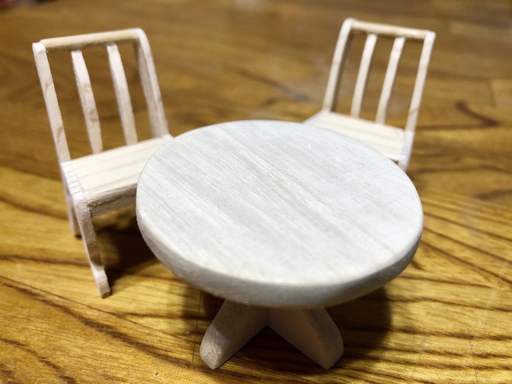 ミニチュア家具＊テーブルと椅子(2脚)セット