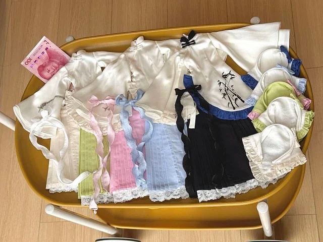 【1/4】1/4ドール服 于七页序 漢服風 中華ロリータ 仙女風 和風中華 フリル レース ケープ スカート 耳飾り アクセサリー BJD服 4分ドール衣装 改良チャイナ 刺繍風 竹柄 清楚 淑女風 白 紺 ブラック ホワイト 立ち襟 盤扣 リボン