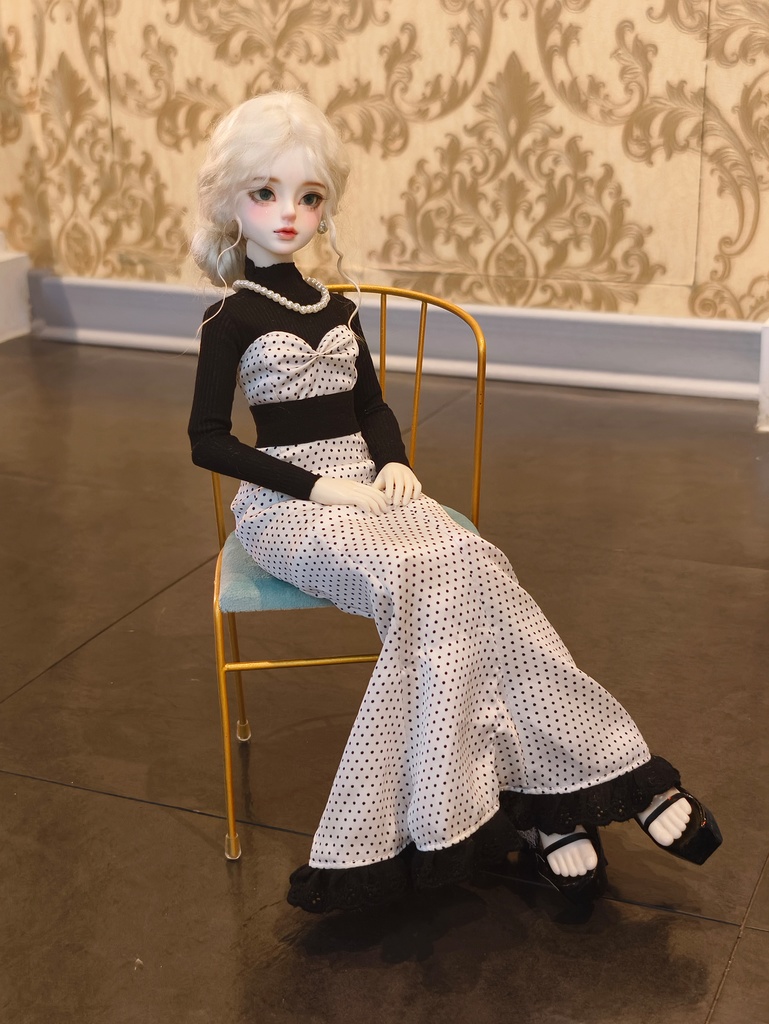 【1/4】ドット柄　マーメイドスカート　エレガント　シフォンハット