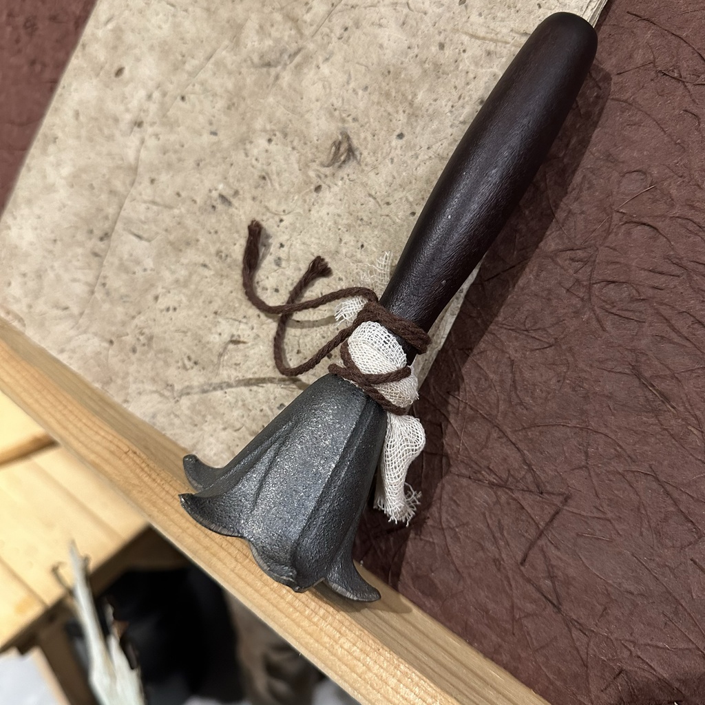 ハンドベル 巫鈴 手振り鈴 呼び鈴 魔女 魔法