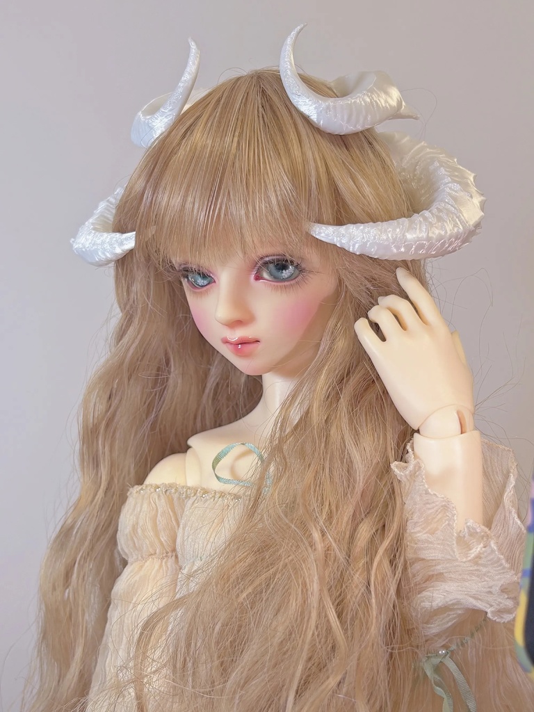 【1/4,1/3】悪魔の角 ひつじの角 白 黒