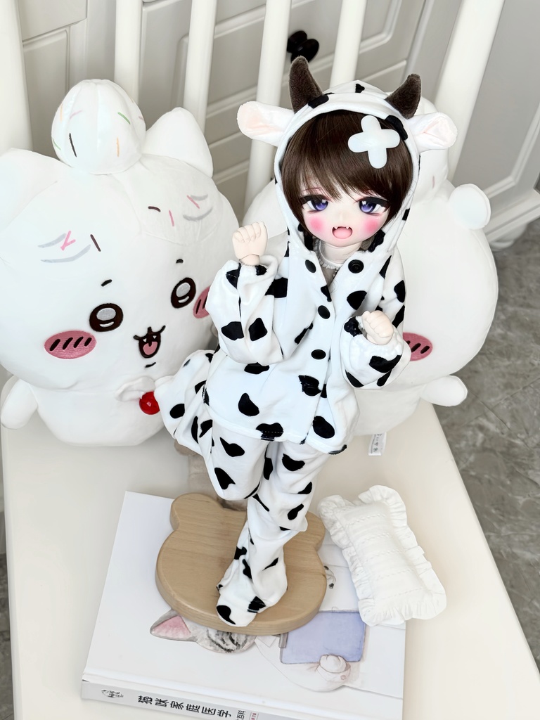 1/4ドール服 牛柄 パジャマ 1/6ドール服 カウ柄