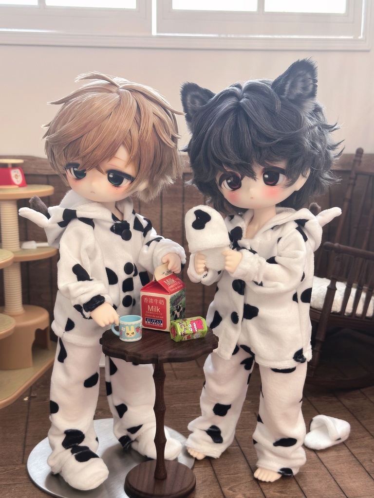 1/4ドール服 牛柄 パジャマ 1/6ドール服 カウ柄