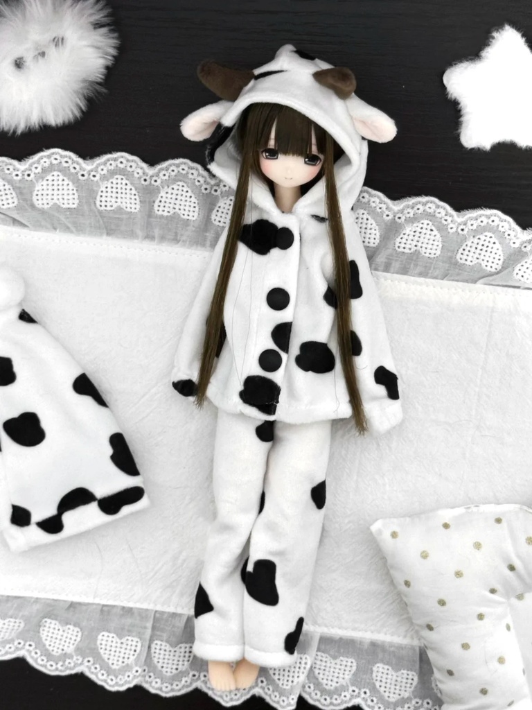 1/4ドール服 牛柄 パジャマ 1/6ドール服 カウ柄 azone ピュアニーモ S~M