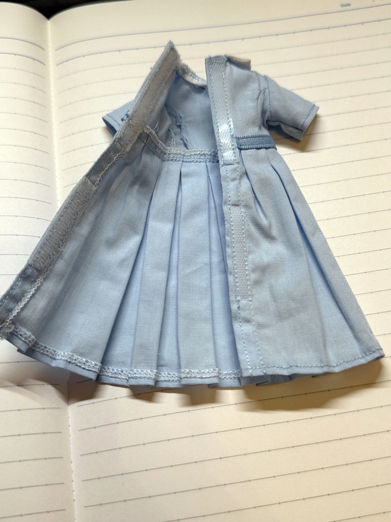 1/6ドール服 プリーツワンピース Azone OB22 OB24 オビツ22 オビツ24 ピュアニーモ S ピュアニーモ M ドール服