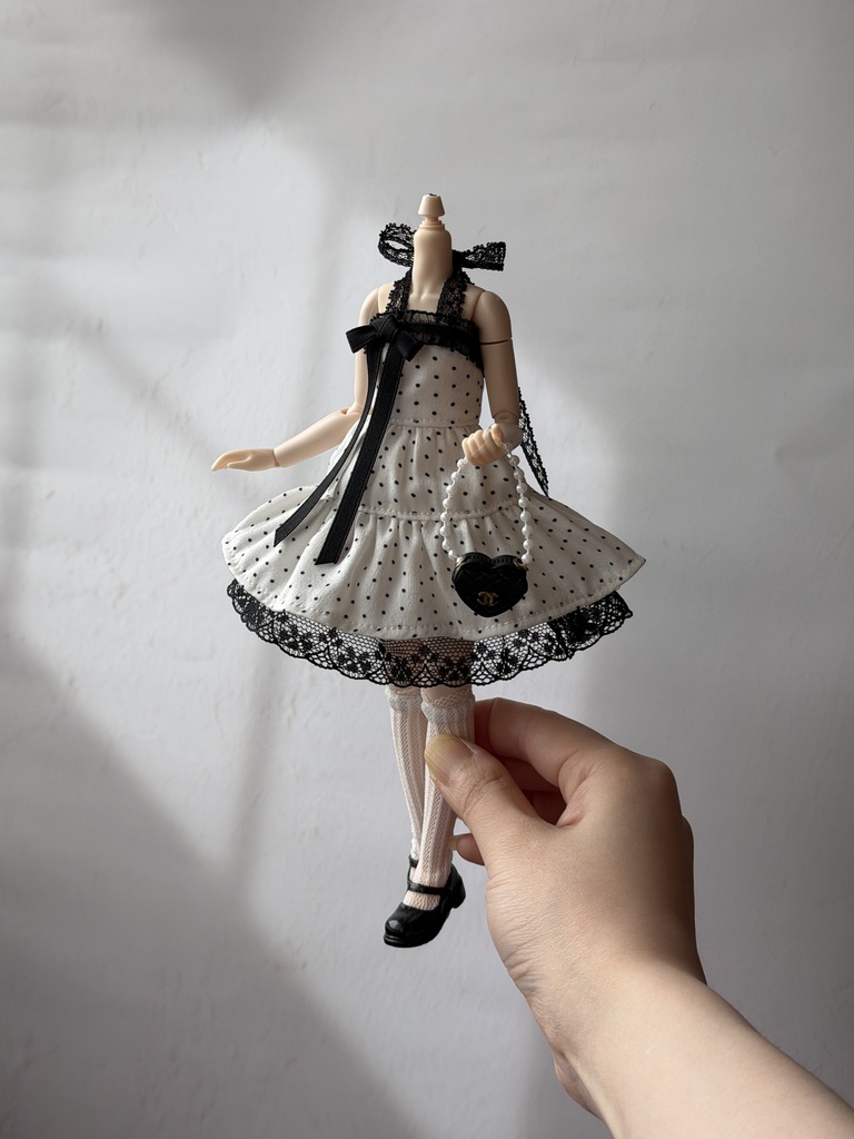 1/6ドール服 ドットワンピース Azone OB22 OB24 オビツ22 オビツ24 ピュアニーモ S ピュアニーモ M ドール服