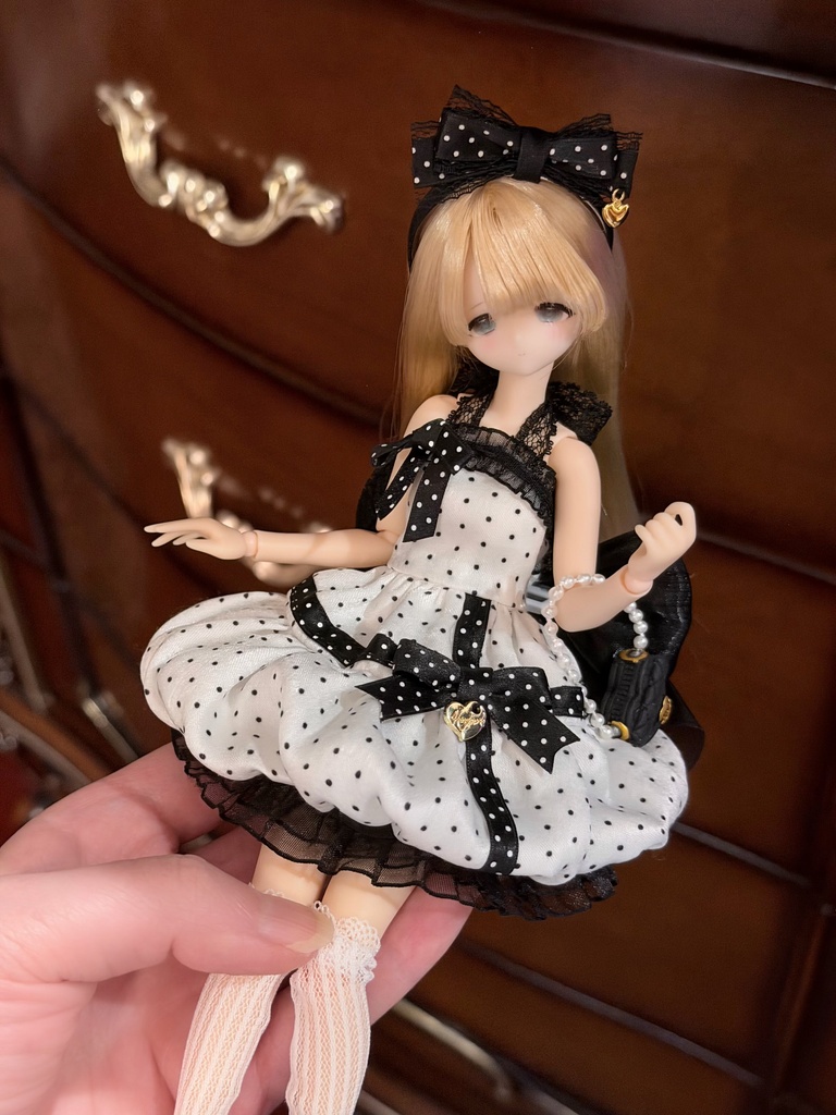 1/6ドール服 ドットワンピース Azone OB22 OB24 オビツ22 オビツ24 ピュアニーモ S ピュアニーモ M ドール服