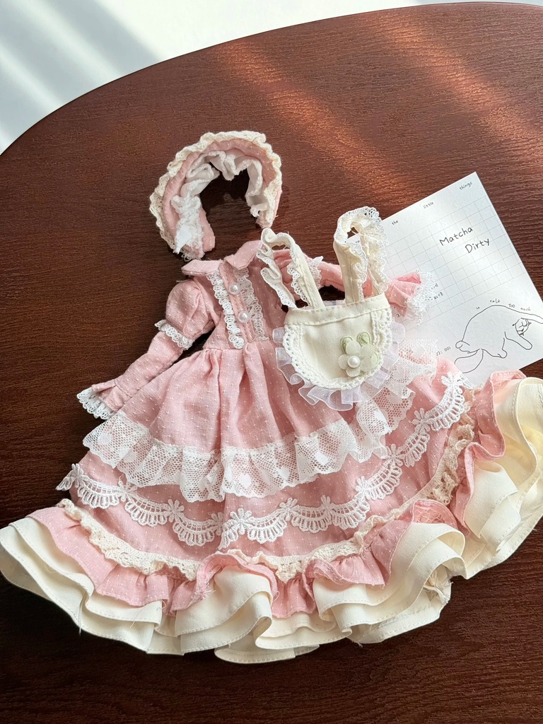 1/6　ピンククラシカルワンピース　ドール服　Azone　OB22　OB24　オビツ22　オビツ24　ピュアニーモ S　ピュアニーモ M