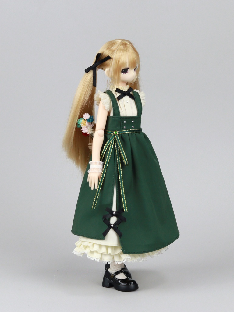 1/6　ジャンパースカート　ドール服　Azone　OB22　OB24　オビツ22　オビツ24　ピュアニーモ S　ピュアニーモ M　