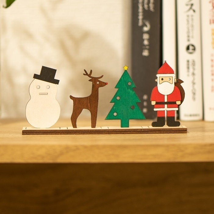 クリスマス「雪ダルマ トナカイ ツリー サンタクロース」小さな木の置物 4点セット