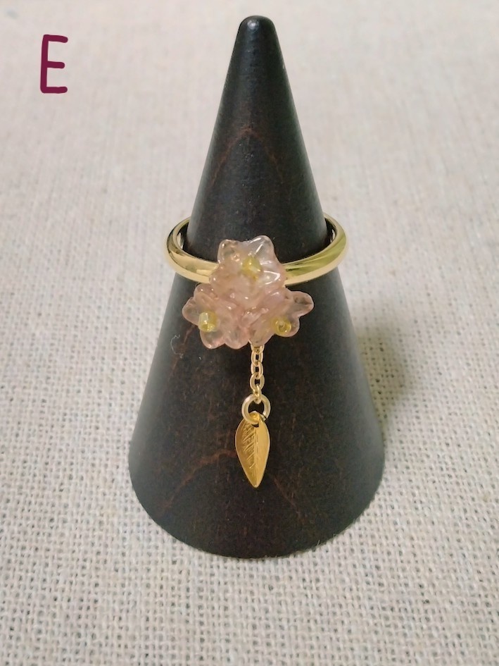 【artevarie104】小花のリング