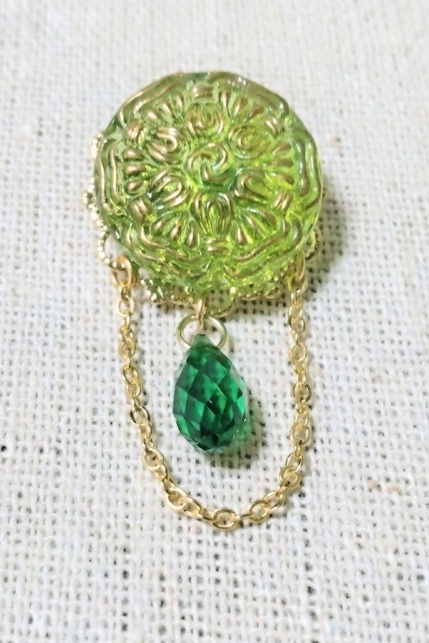 【arteVarie135】チェコカボションのブローチ