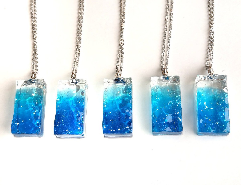 海に映る星ネックレス。紹介文必読でお願いします)