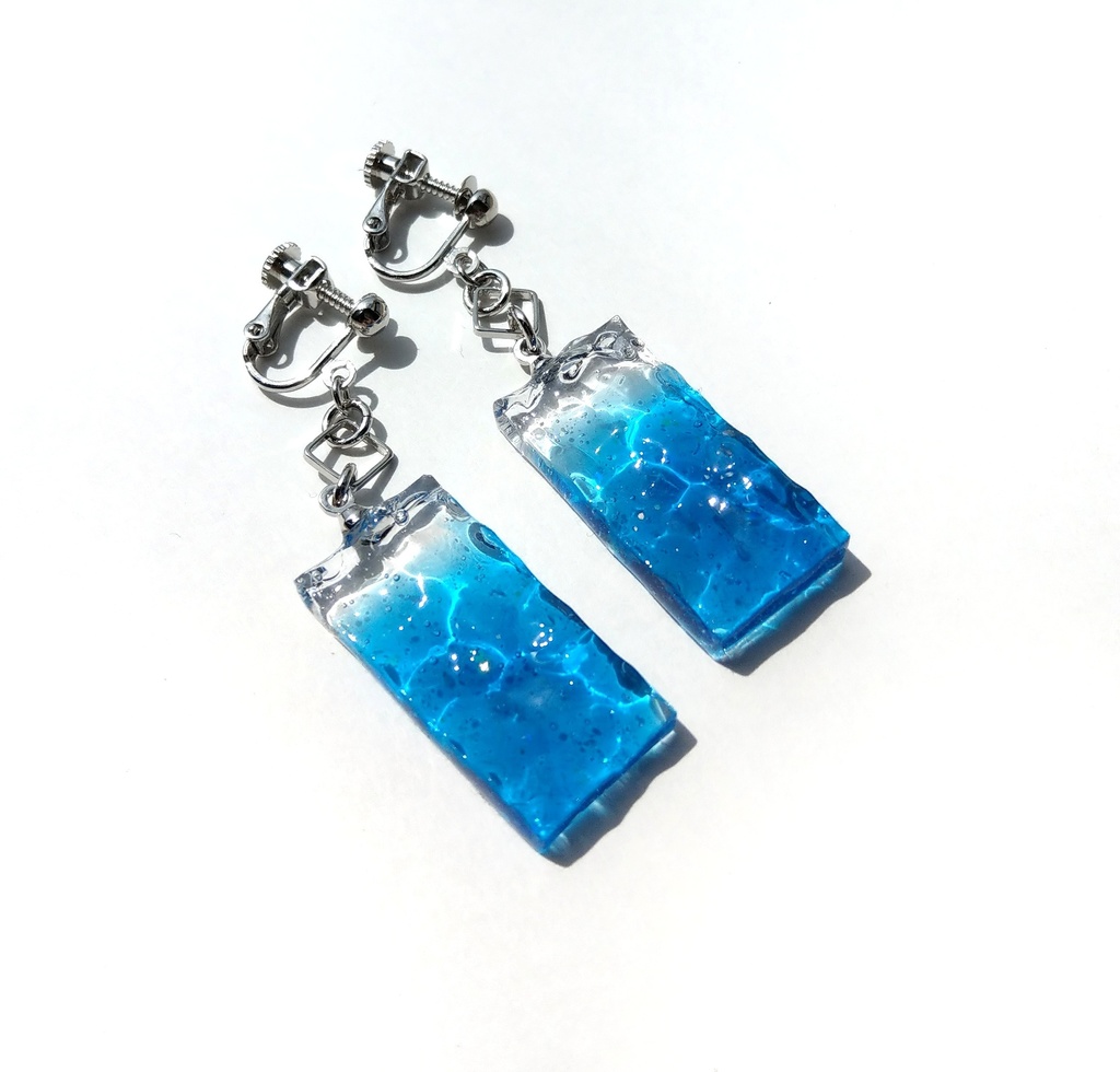 海に映る星イヤリング