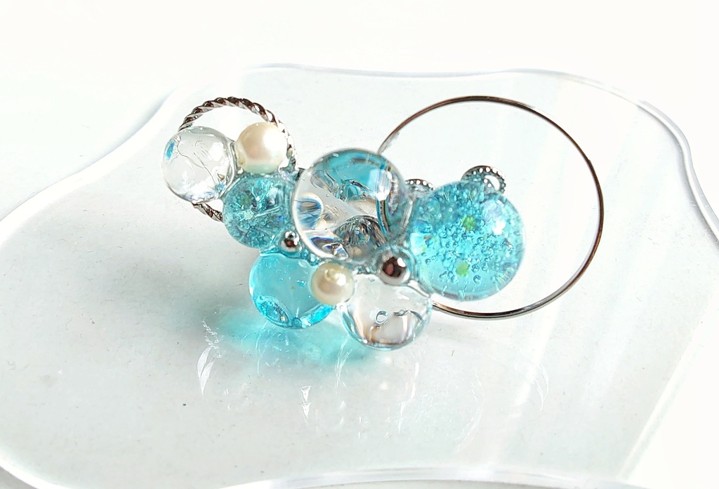 つぶつぶのイヤーカフ【自宅発送あんしんBoothパック】