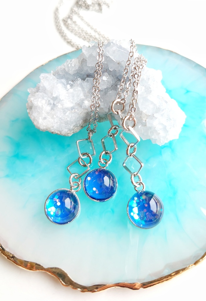 コメットネックレスNo.2【自宅発送あんしんBoothパック】