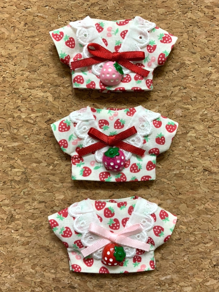 10cmぬい用いちごシャツ