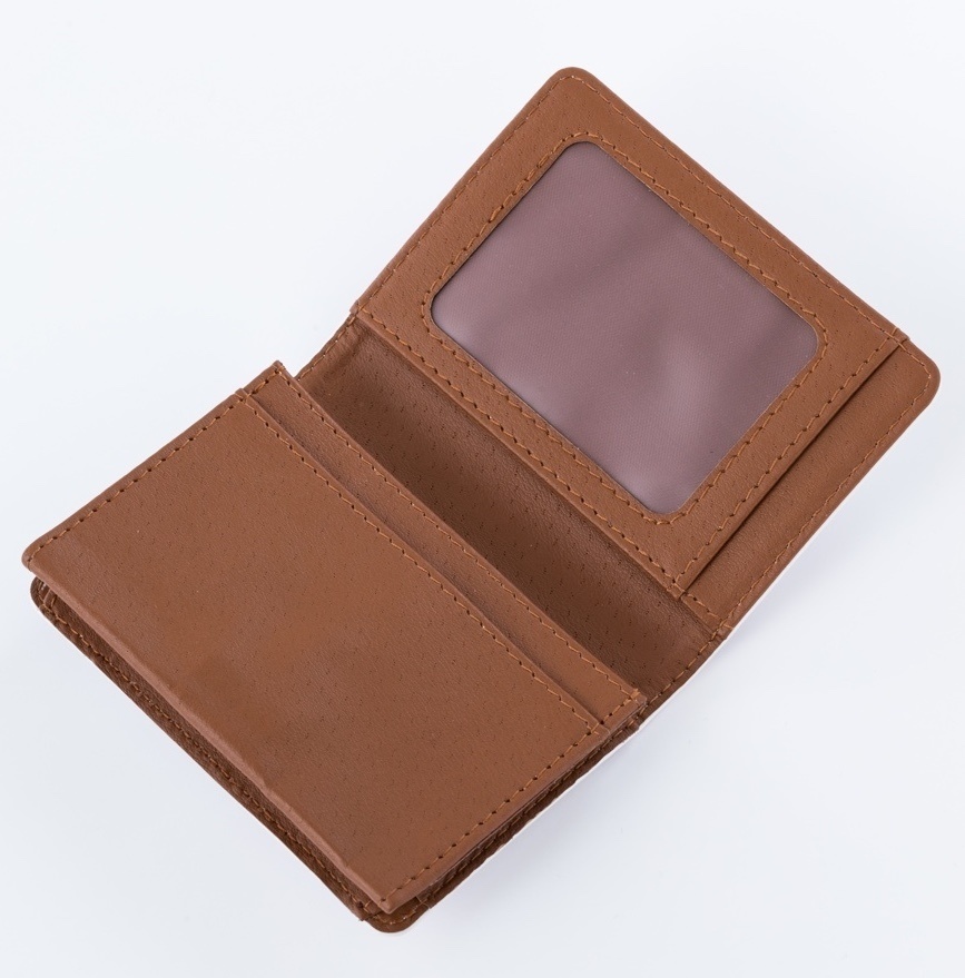 レザー製名刺入れ:キャトルシープレーション