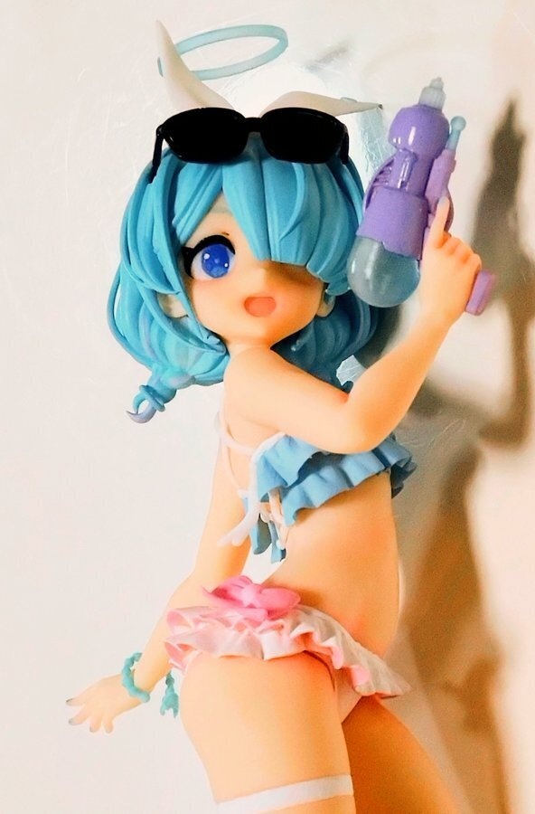 アロナ　水着ver.