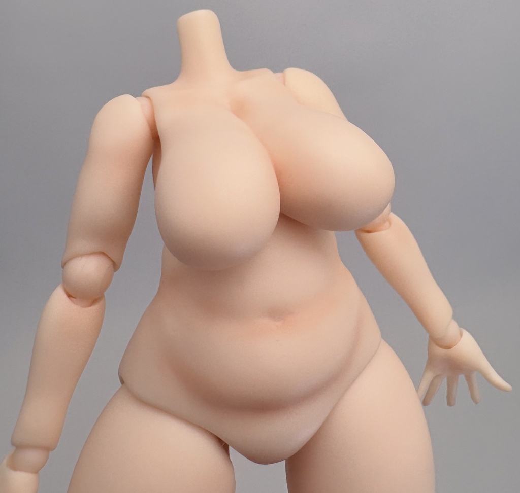 可動 ぽちゃ素体 Chubby body