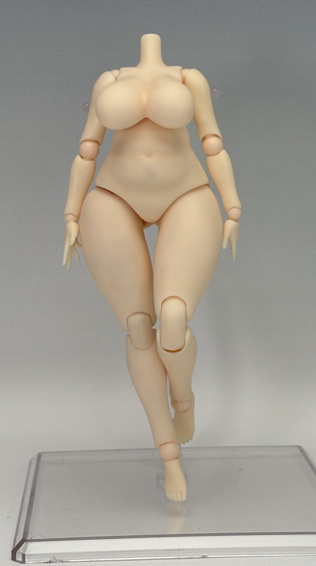 可動 ぽちゃ素体 Chubby body