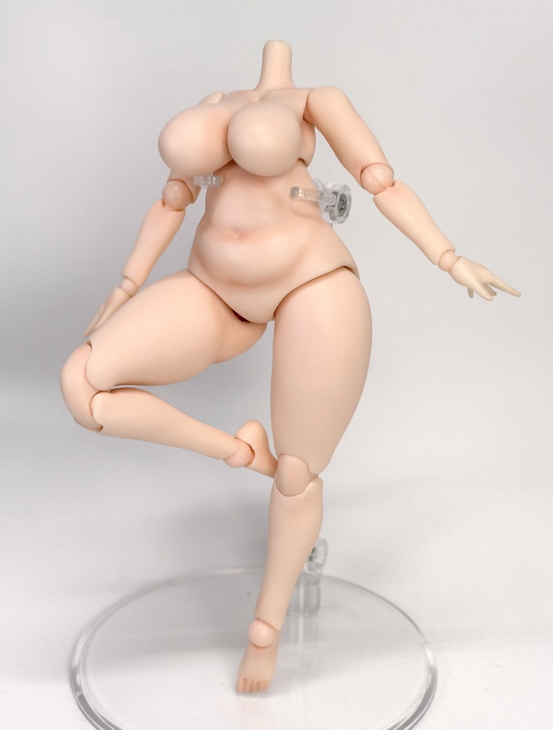 可動 ぽちゃ素体 Chubby body