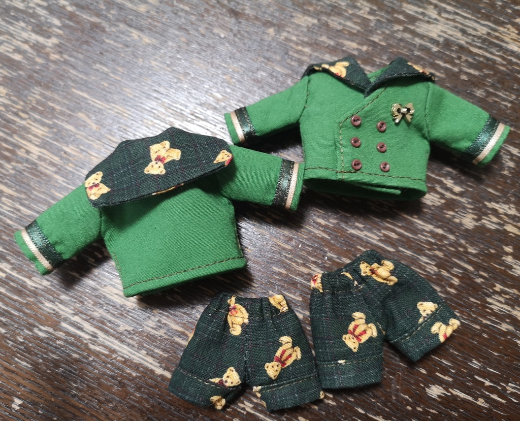クマ(๑・㉨・๑)セーラー★ペアセット