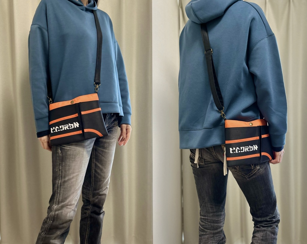 【サーモンラン】ブラック×オレンジバイトつなぎイメージ バッグインバッグ