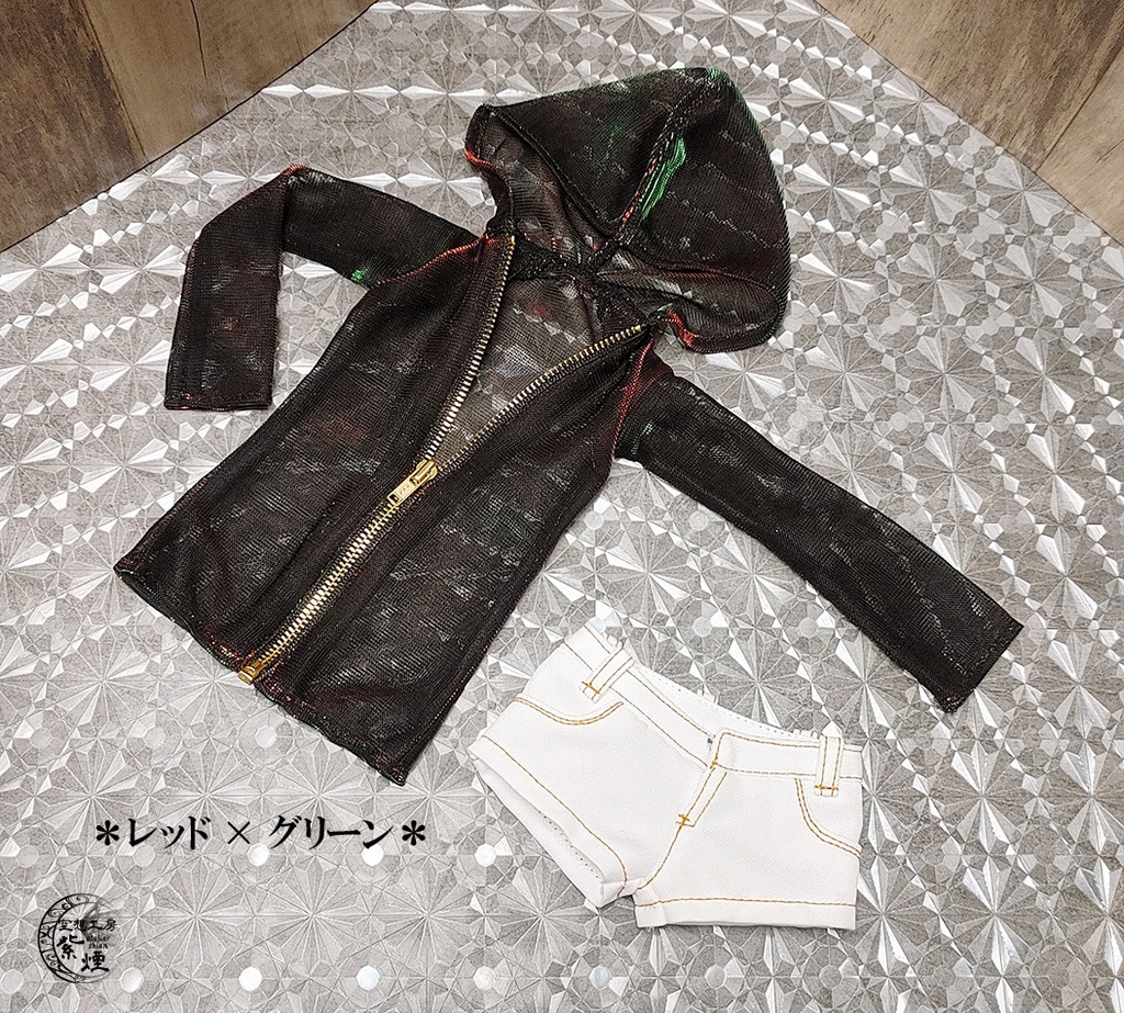 Smart Doll ラッシュガード&ショートパンツセット