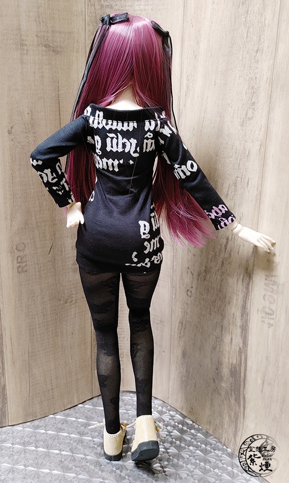 Smart Doll オフショルダー英字カットソーワンピース コクーンシルエット