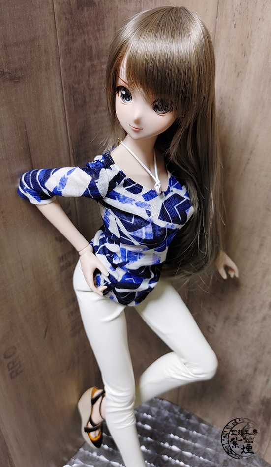 Smart Doll 七分袖ニットチュニック 青×白幾何学模様柄