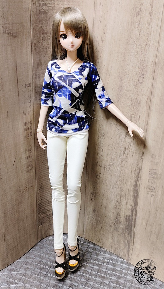 Smart Doll 七分袖ニットチュニック 青×白幾何学模様柄