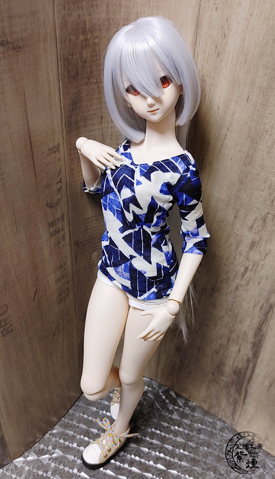 Smart Doll 七分袖ニットチュニック 青×白幾何学模様柄