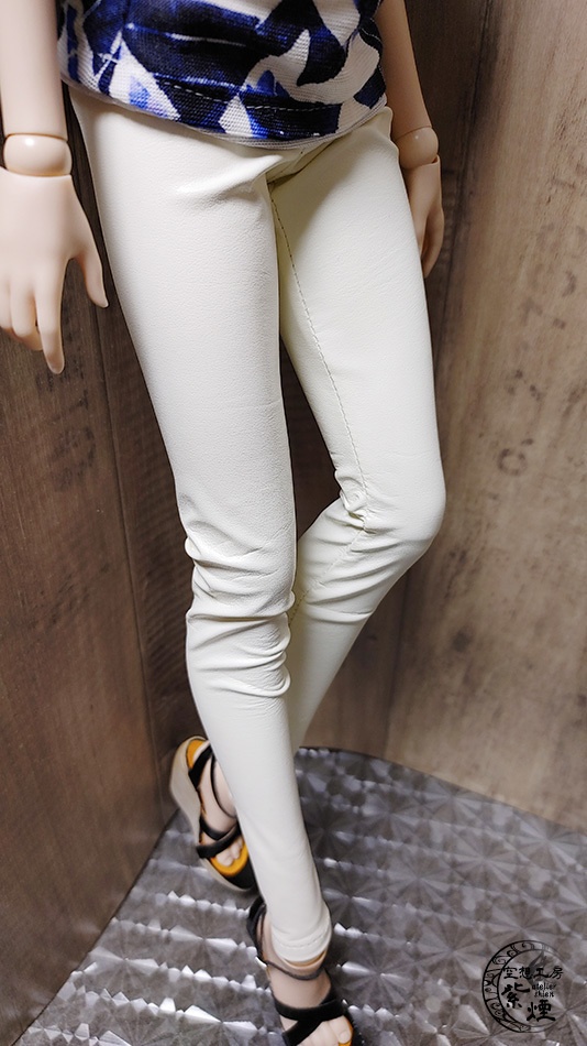 レギンスパンツ フェイクレザーアイボリー:Smart Doll・DD・DDdy用