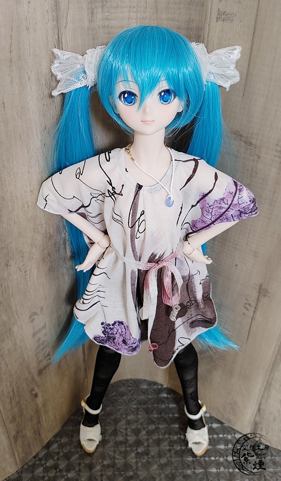 Smart Doll バタフライスリーブワンピース 暖色系 (数量限定)