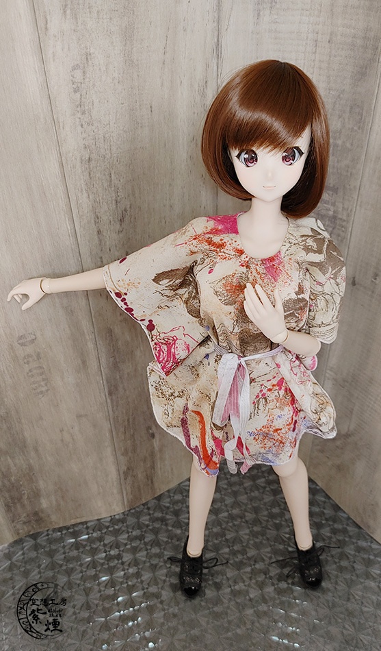 Smart Doll バタフライスリーブワンピース 暖色系 (数量限定)