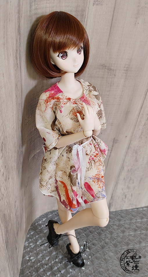 Smart Doll バタフライスリーブワンピース 暖色系 (数量限定)