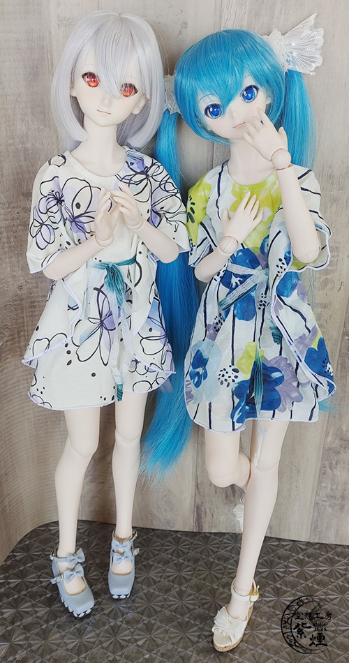 Smart Doll バタフライスリーブワンピース 寒色系 (数量限定)