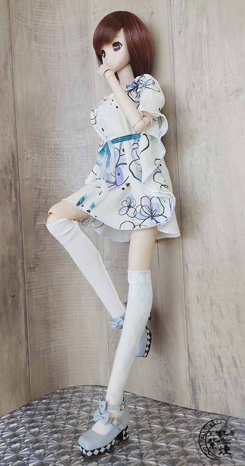 Smart Doll バタフライスリーブワンピース 寒色系 (数量限定)