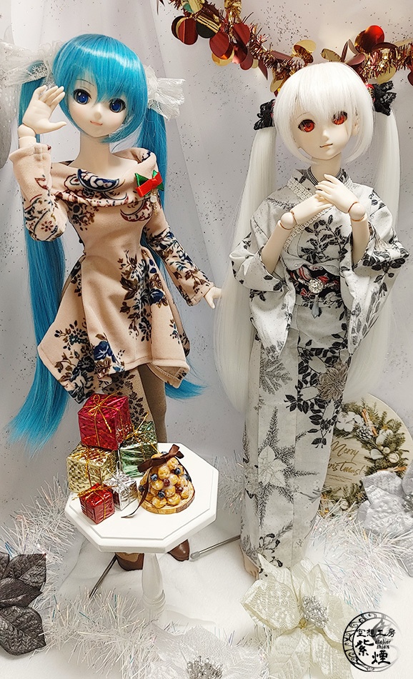 Smart Doll スクエアニットワンピース オフショルブーケ柄 (限定)