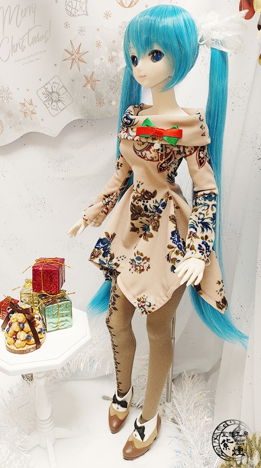Smart Doll スクエアニットワンピース オフショルブーケ柄 (限定)