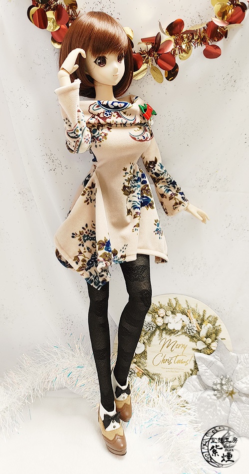 Smart Doll スクエアニットワンピース オフショルブーケ柄 (限定)