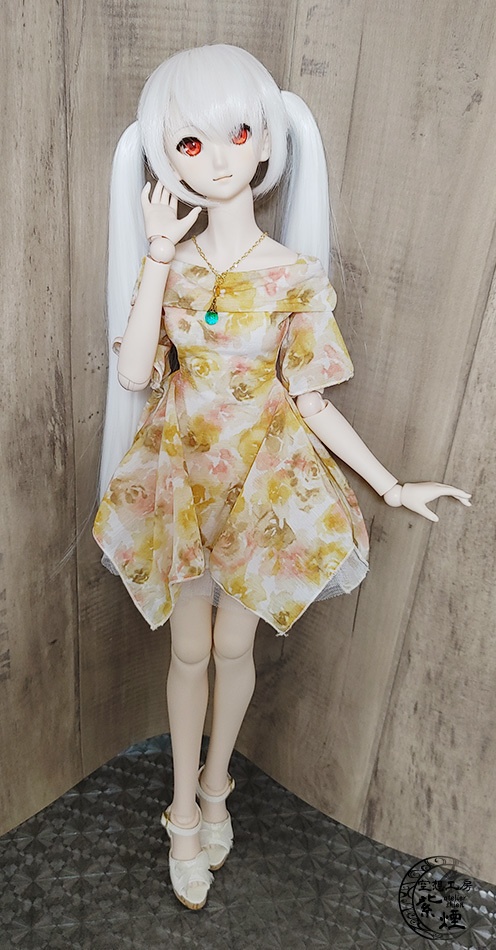 Smart Doll オフショルスクエアワンピース (数量限定)