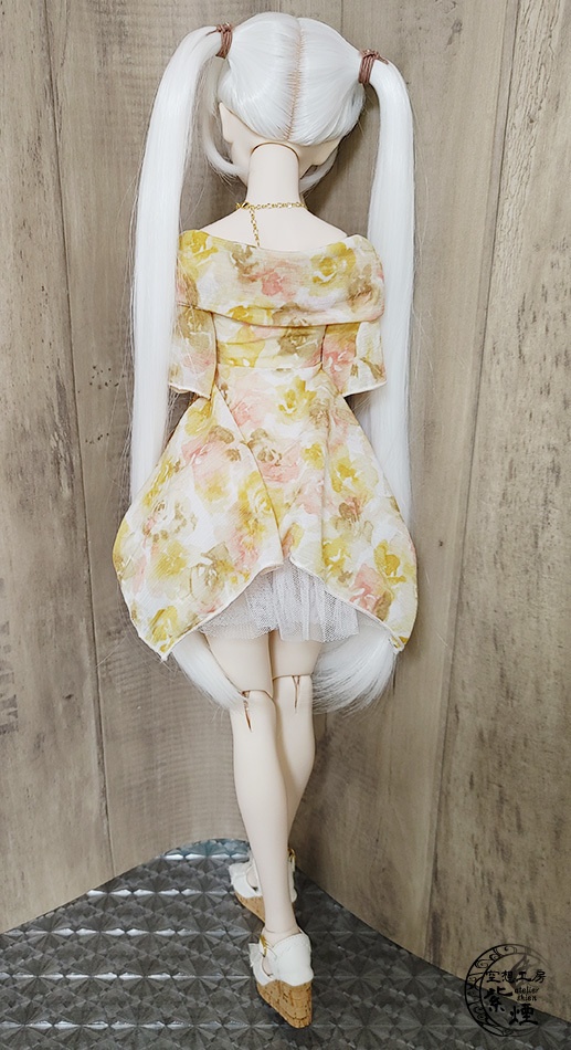 Smart Doll オフショルスクエアワンピース (数量限定)