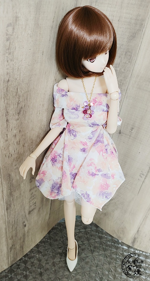 Smart Doll オフショルスクエアワンピース (数量限定)