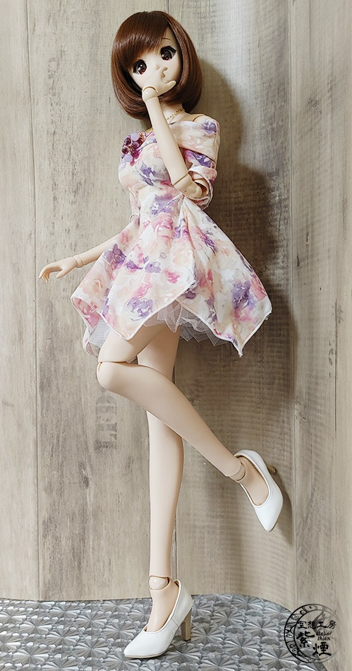 Smart Doll オフショルスクエアワンピース (数量限定)