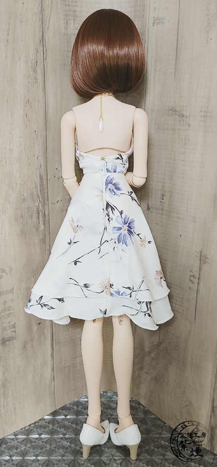 Smart Doll バックレスサテンドレス (数量限定)