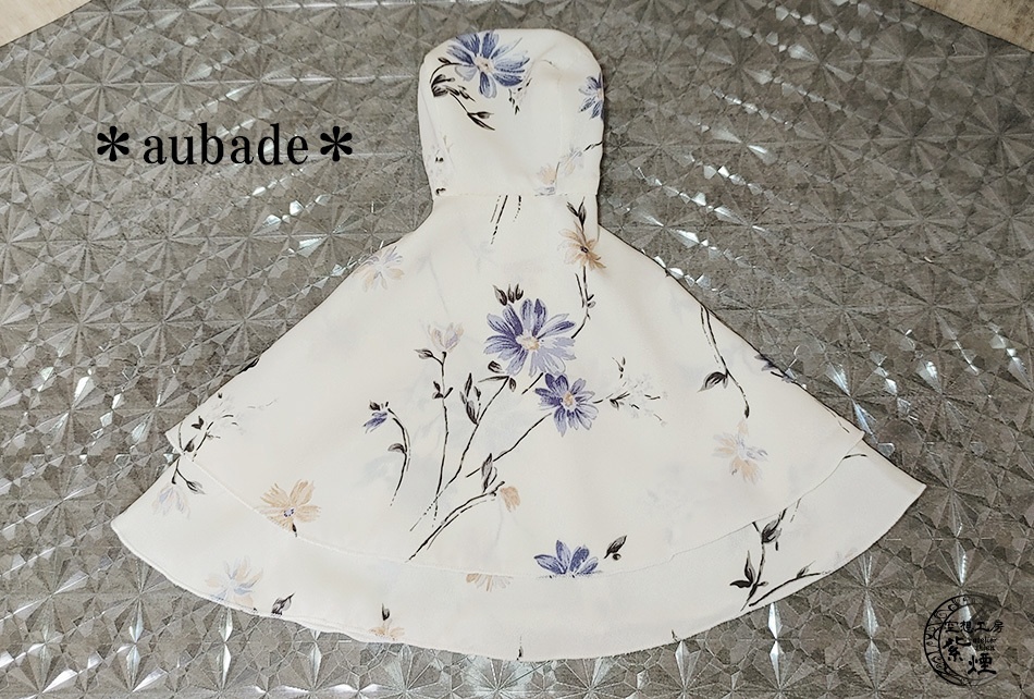 Smart Doll バックレスサテンドレス (数量限定)