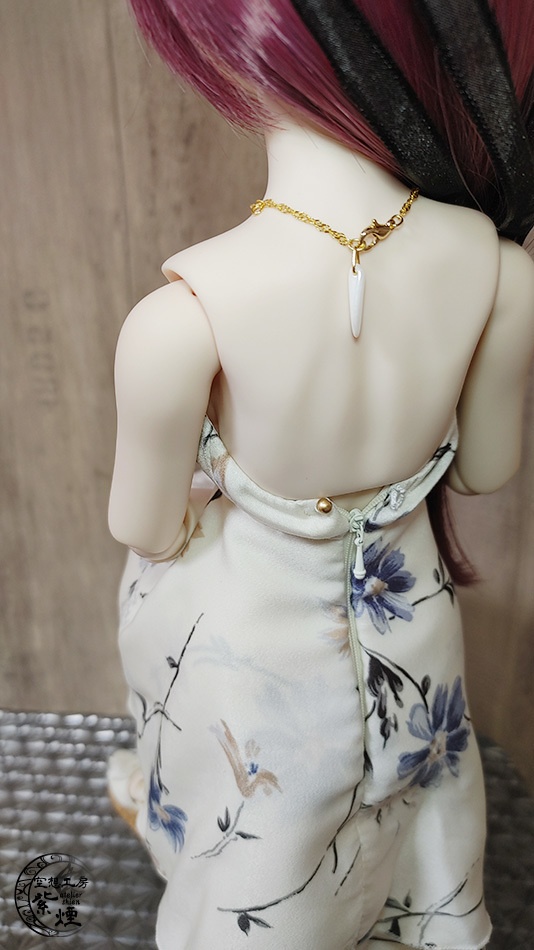 Smart Doll バックレスサテンドレス (数量限定)