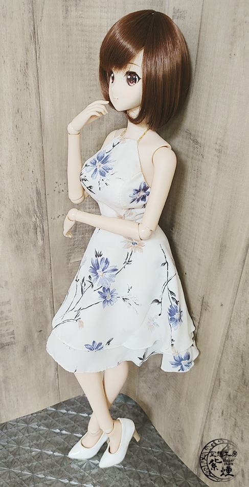 Smart Doll バックレスサテンドレス (数量限定)